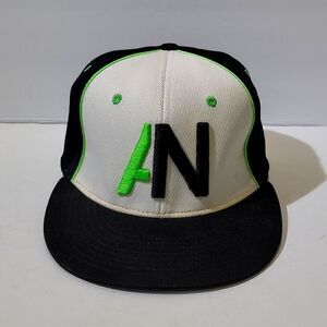 Dryve Richardson Men's Black & White Cap Hat L/XL.